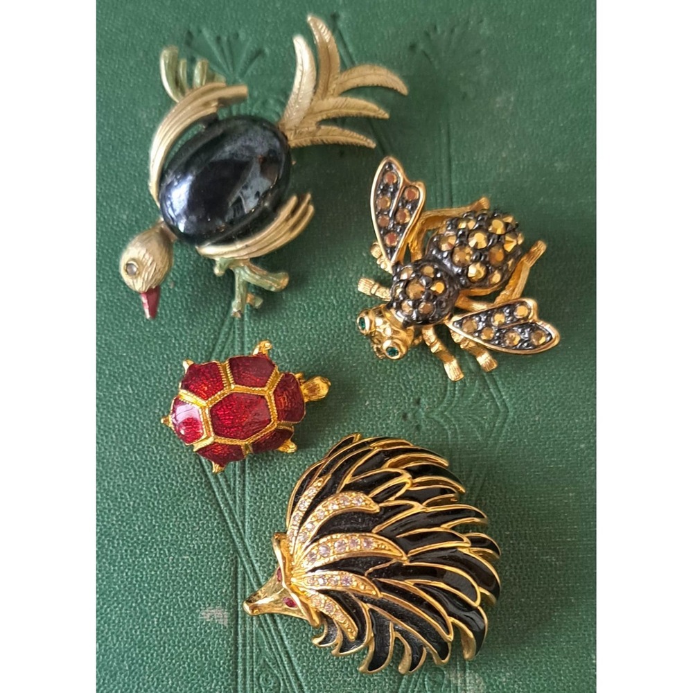 Vintage Figural Brooch Pin Lot Joan Rivers Bumblebee